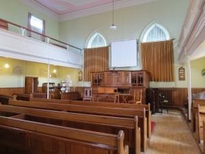 Arnesby Baptist Church interior